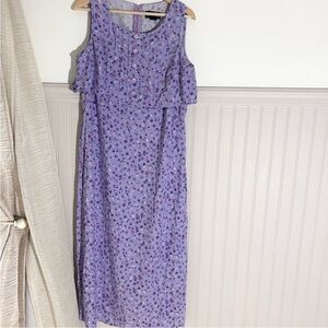Vintage Chic Lavender Floral Midi Dress medium